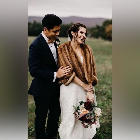 Vintage Jackets & Blazers - Luxury Vintage Real Fur 1940s Mink Cape/Vest/Stole Mint Condition Mob Wife Vibe